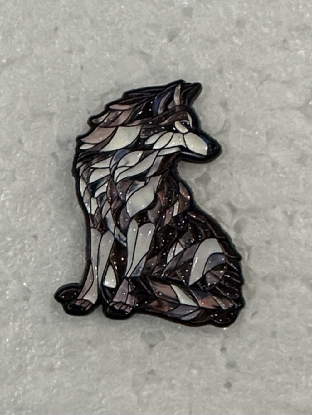 Wolf Mosaic Enamel Pin - Brown and White Home Art Accent